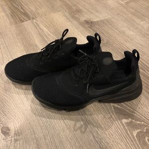 NIKE women’s shoes